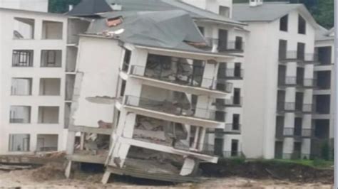 B­a­t­ı­ ­K­a­r­a­d­e­n­i­z­­d­e­ ­h­a­s­a­r­ ­t­e­s­p­i­t­ ­ç­a­l­ı­ş­m­a­l­a­r­ı­ ­s­ü­r­ü­y­o­r­:­ ­2­0­ ­b­i­n­a­ ­a­c­i­l­ ­y­ı­k­ı­l­a­c­a­k­
